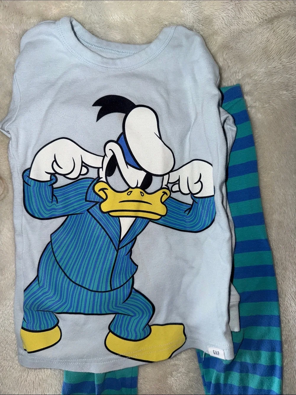 GAP donald duck